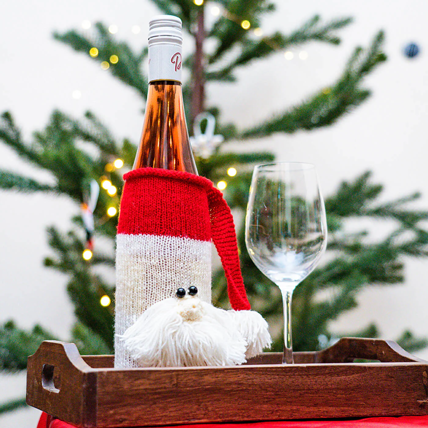 Amaryn SVATANYA Crochet Santa Wine Bottle cover